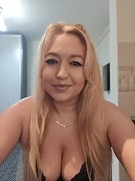 Velurelexa - Naked and play with pussy❤️😍