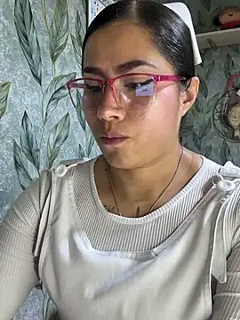 Sweet__Nurse1 - MY KITTY WANTS TO GET WET 💦🔥😈