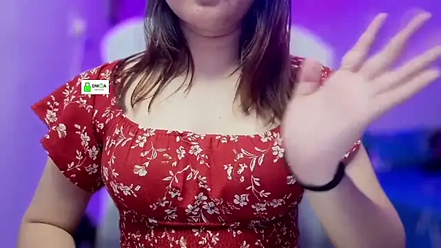 Sweet__queen - oil on boobs +slap