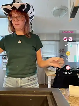 SpaceCowWhore - Get ready for the day with me and CUMMMM