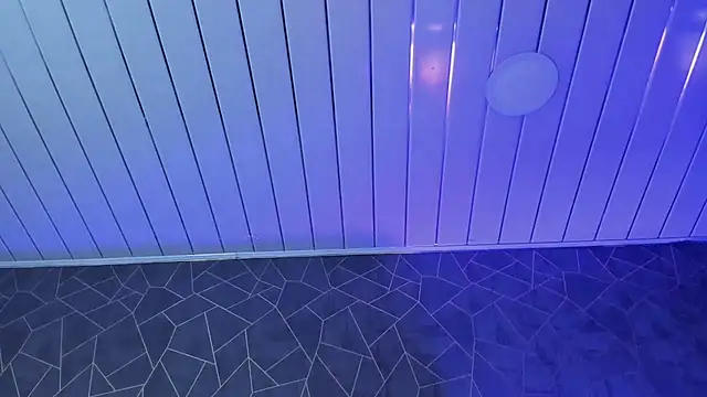 Sophie_blaake - 4 fingers inside pussy