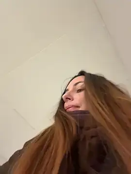 AmelieCrystal - sit on your face without face <3