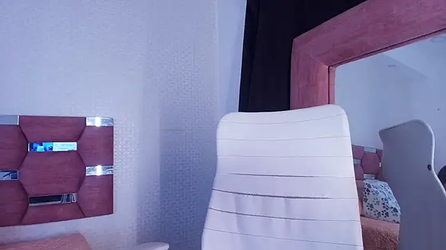 Mia_celestee