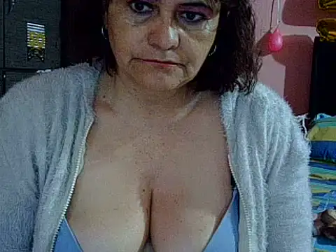 BiancaSteel - FINGER IN MY PUSSY
