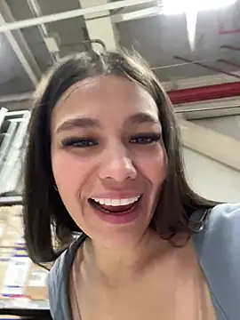 Alyshanon18 - BOOBS OUT 1MIN😱💦