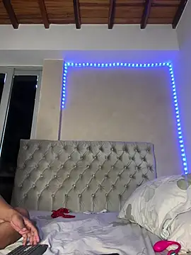 Sarasweet_sex - Slap tits