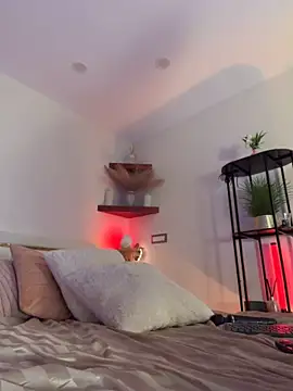 SiennaRosse - 🔥Make me melt as a candy on your mouth