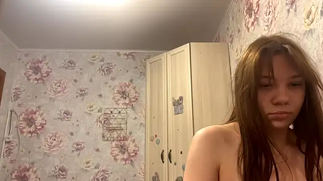 Miss_Aurelia - take off bra