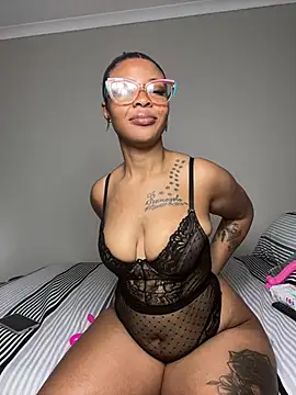 DiamondHaze2 - Let’s make it rain daddies 💦☔️🤤