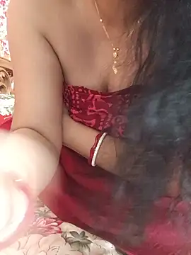 Priya_Boudi - ice on my pussy 🧊🧊