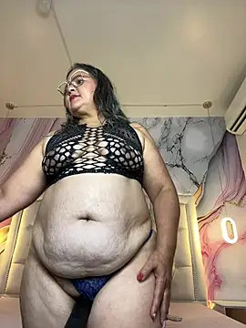 Lucy_Milf_474 - FINGER IN THE ASS