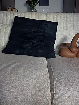 Katlyn_martins - 2 LUSHES VIBRATING IN MY WET PUSSY😈