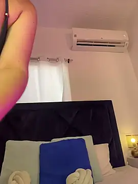 Lily_Woodz - Blowjob in doggy style + milk