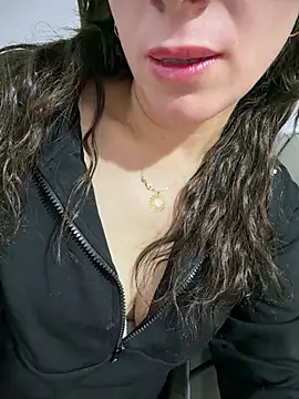 Zeze_2424 - Makyaj malzemeleri