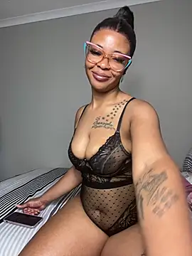 DiamondHaze2 - Let’s make it rain daddies 💦☔️🤤