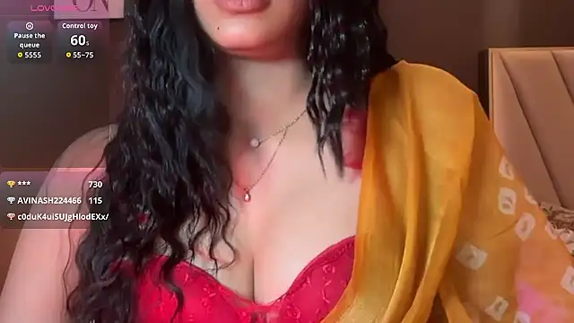 Luscious_Anika