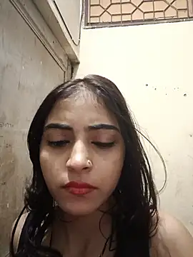 Nandundi - Show pussy in public