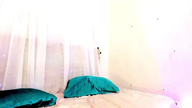 LilahSweet - Spank ass 22 turn red