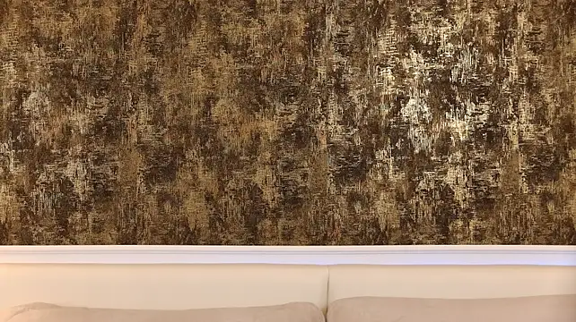 Brunette_Baby - Popsi fenekelés és krémezés / Cream ass