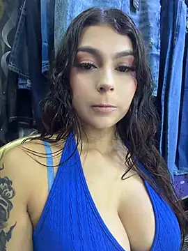 CHERRYY_BOMB_ - Show tits and bounce in public