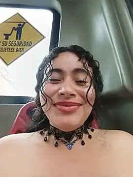 Yaya_paid - Fingers pussy + out tits
