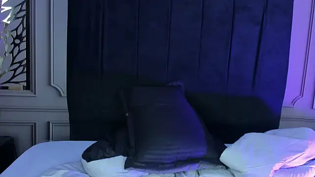 Jazzie_Tease - Let me see that hairy pussy baby🤤​