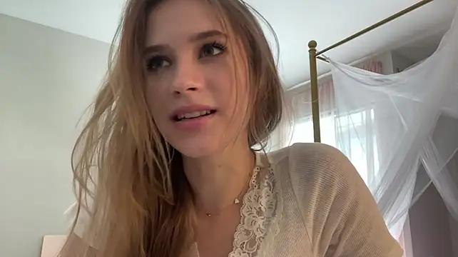 LynellMilleson - Hair play
