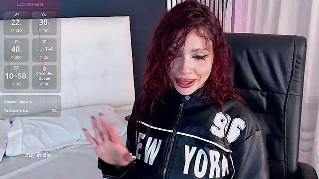 LiaVillalobos - smoking while you control me for my toy