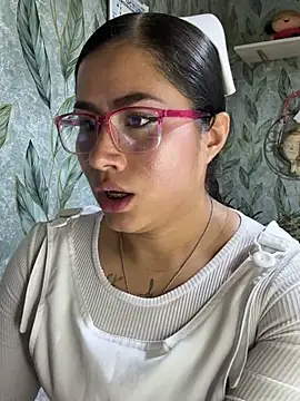 Sweet__Nurse1 - MY KITTY WANTS TO GET WET 💦🔥😈