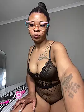 DiamondHaze2 - Let’s make it rain daddies 💦☔️🤤