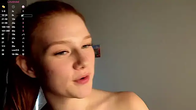 Juuulia_