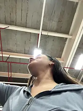 Alyshanon18 - LICK NIPPLES😱
