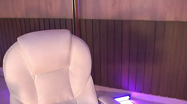 BrianaLane - 🤍 Spank Ass x4