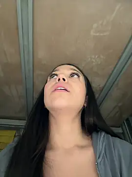 Alyshanon18 - SPANKS IN ASS😱