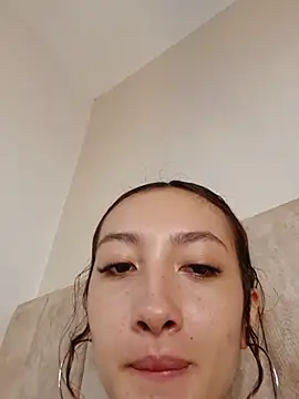 CurlyDoll_11 - Stand Up and sexy dance