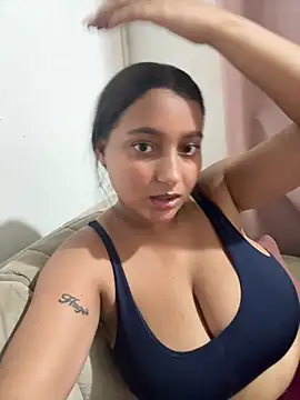 Catalina_Blanco - full naked + fingers in the pussy 🥵