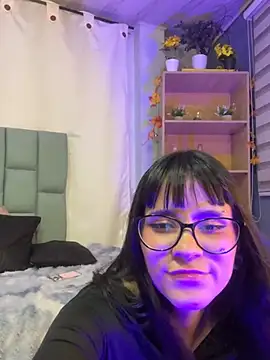 Juana_gh1 - suck didlo with saliva