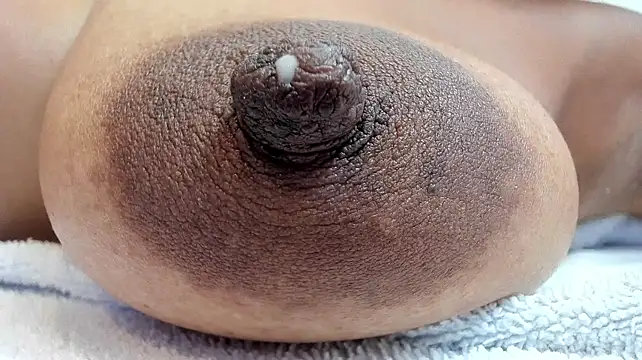 Zara_lopez - milk in pussy and squirt