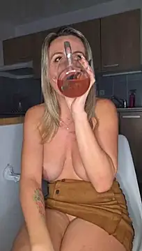 Malicia-hot - Topless