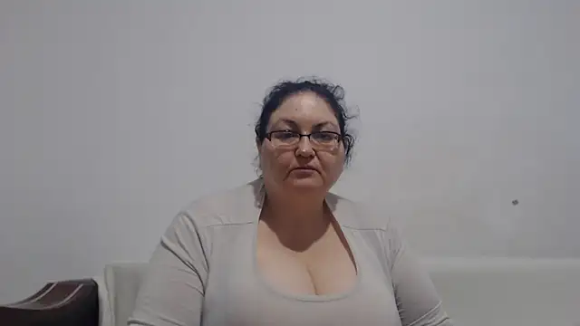 Nykyxo - naked show