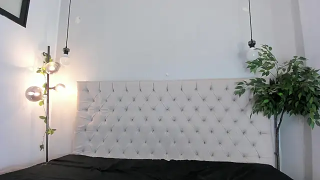 Victoria_Coleman - blowjob and anal at the same time