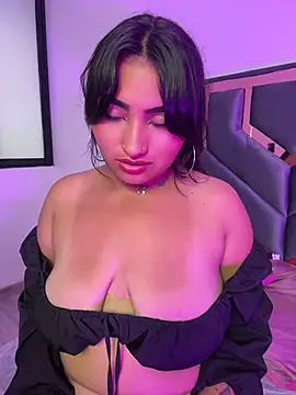 Luna_ec - suck boobs