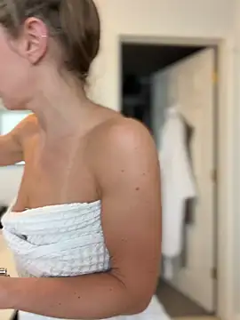Lunagirl13 - Drive naked after getting coffee 😈😻🤭
