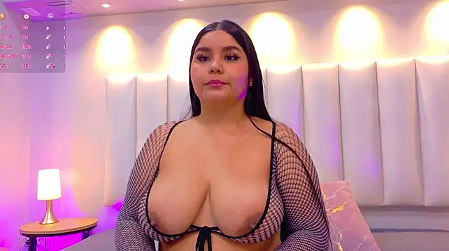 KeilyRoss - boobs out