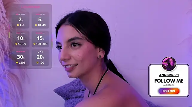 MaryAnneeXOO - Want me to suck your balls? I'd love to.