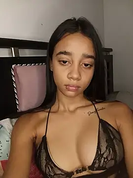 Zoe_Sweett18 - naked +tits show