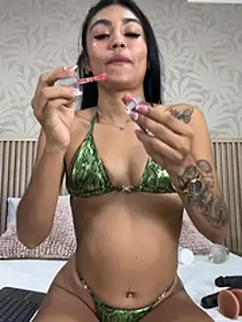 VegaSara - PLAY WITH MY SEXY ANUS 🔥