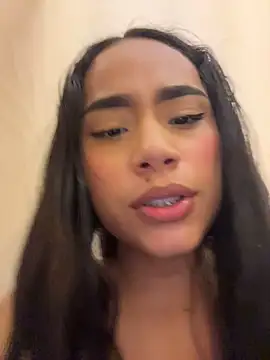 Sara-Castillo - FUCK COCK IN THE DRESSING ROOM (RISKY)