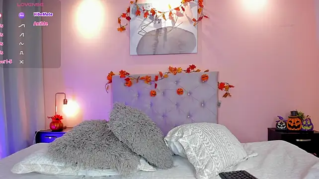 Brianathompson - Rub my wet pussy close cam: