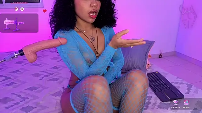 Lucie_petite - deep Throat+saliva